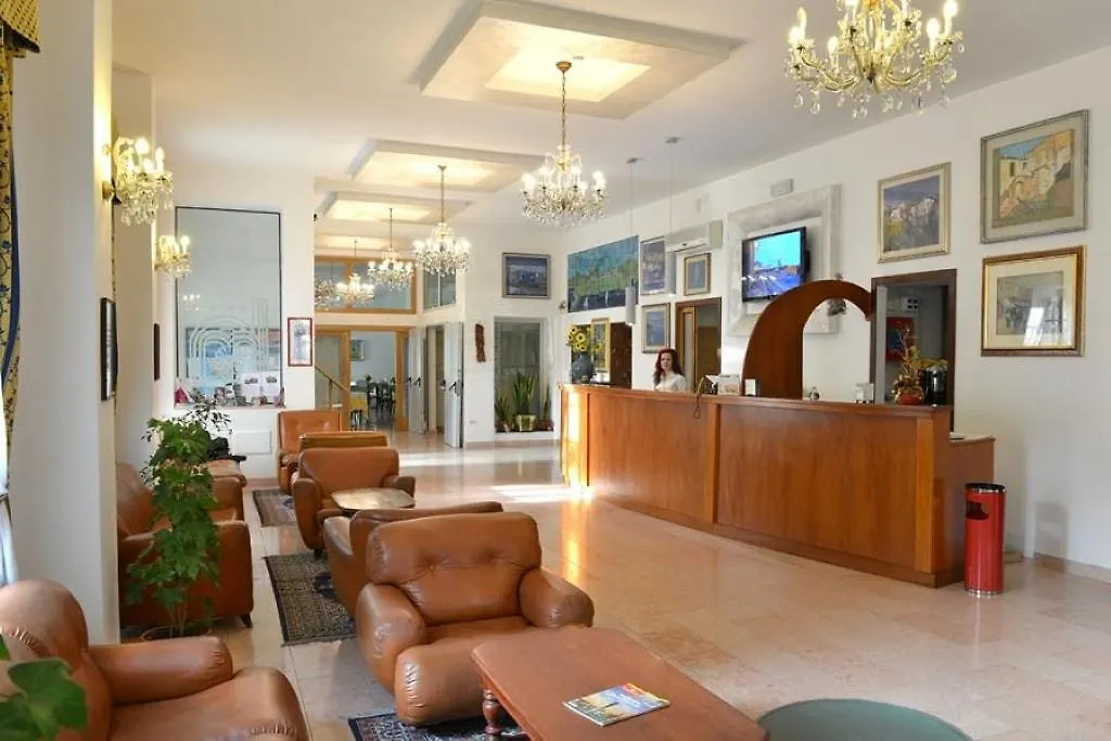 Hotel La Margherita & Spa ألغيرو 3*,